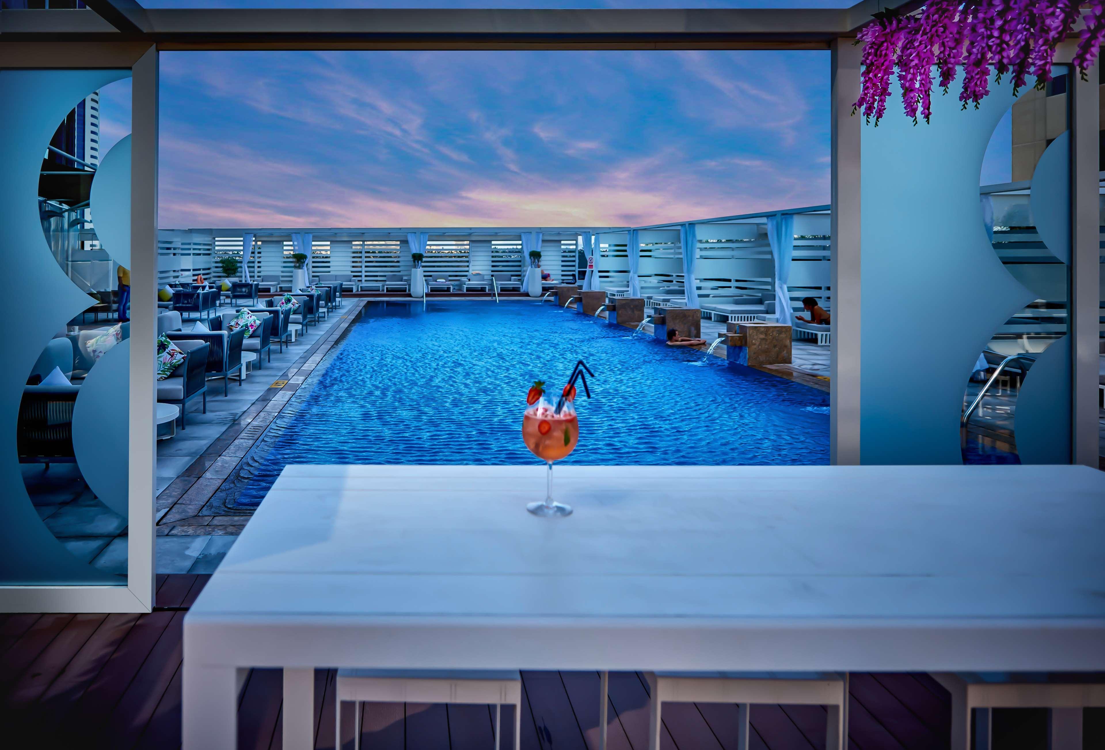 Media One Hotel Dubai Ngoại thất bức ảnh